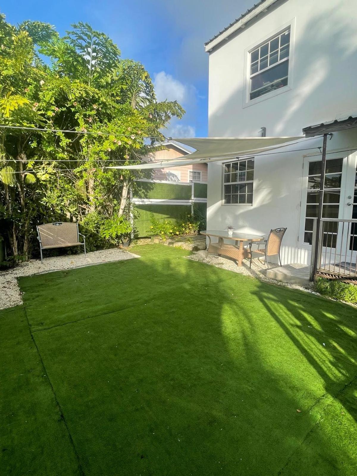 Scarlett Studios 1 - Holiday-Business-Us Embassy Appt 7 Mins Drive Away - Only The 1 Night Reservation Includes Airport And Us Embassy Roundtrip Transport Bridgetown Exterior foto